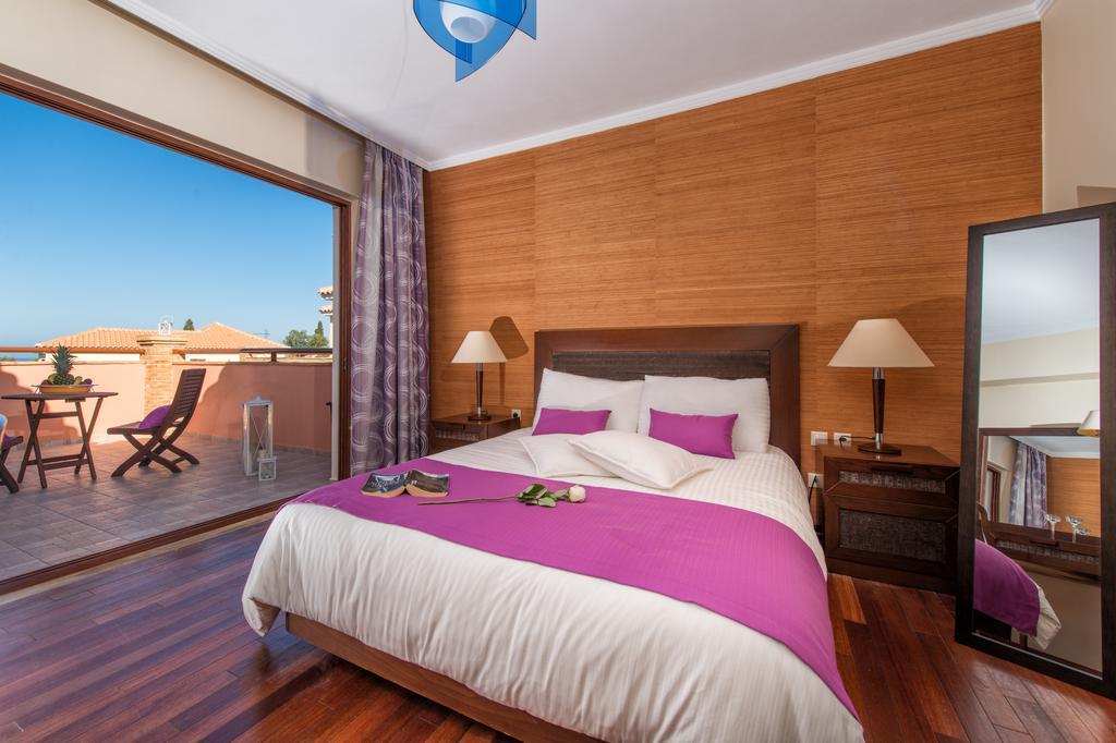 Hotel St John Villas (Adults Only) Циливи Номер фото