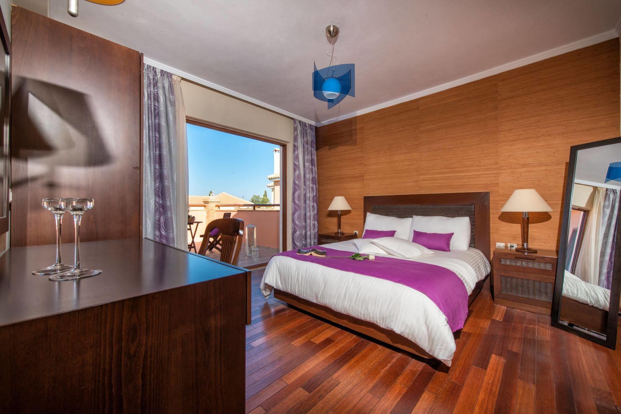Hotel St John Villas (Adults Only) Циливи Экстерьер фото